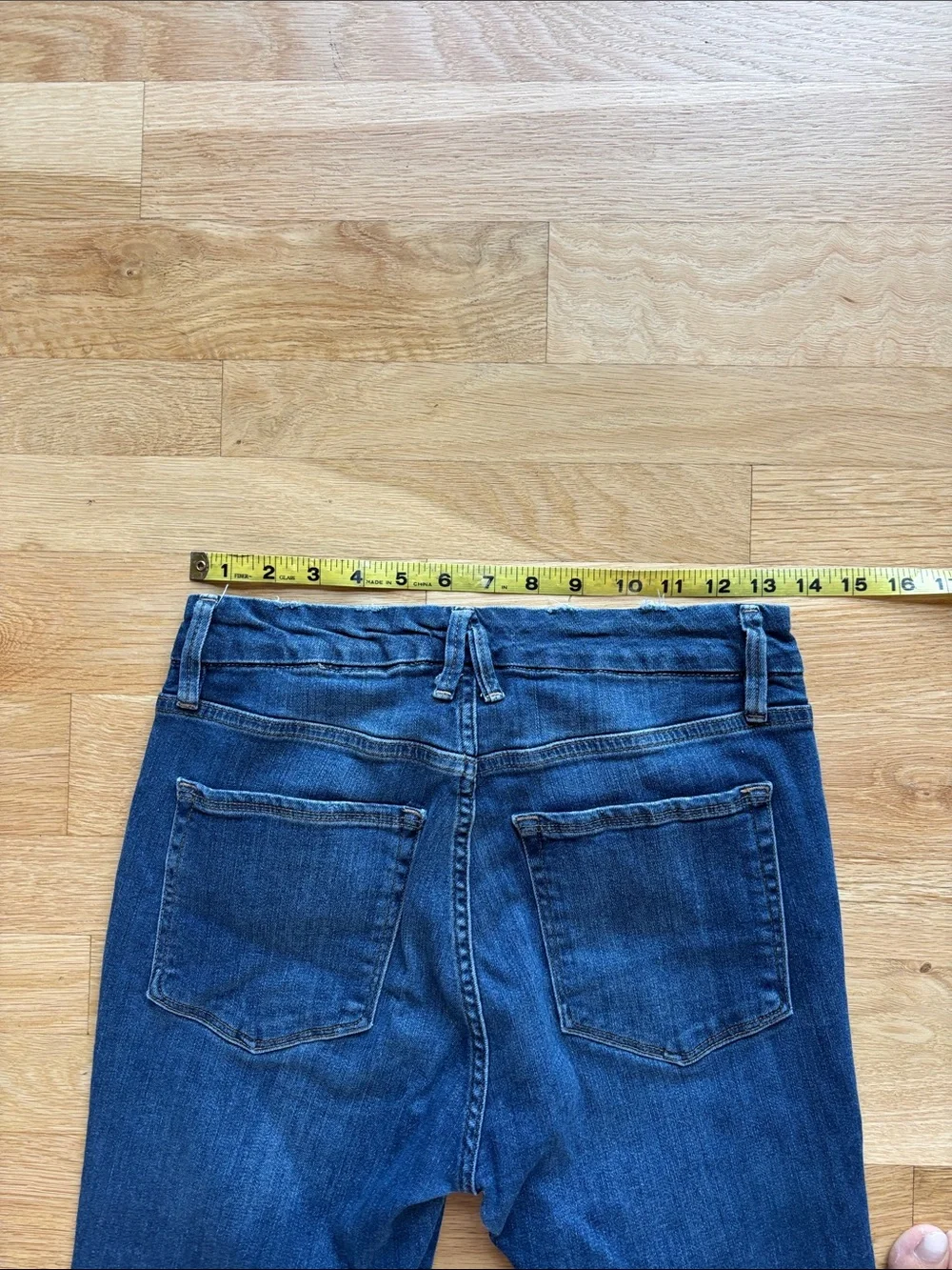 Good American Straight Skinny Jeans Size 6/28 Style 899T Blue 182